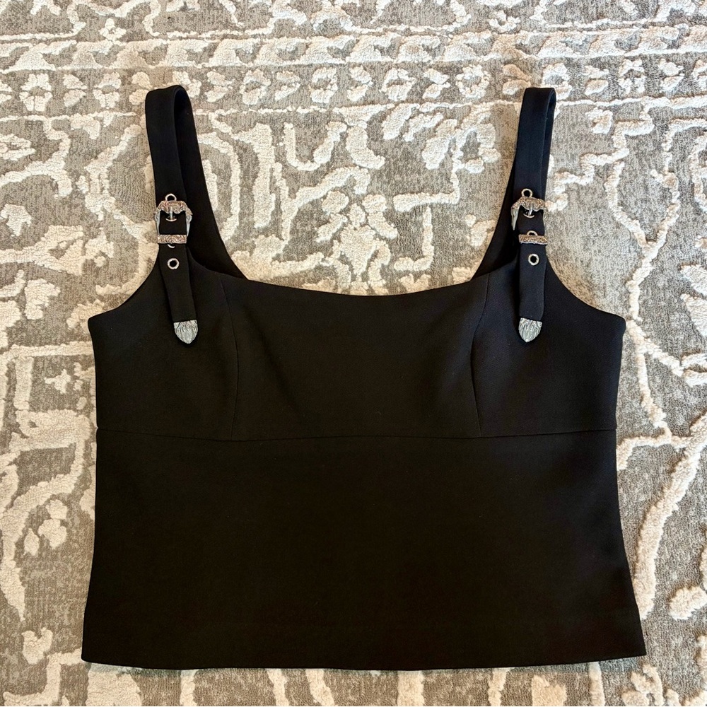 Gianni Bini Carrie Top- NWT sz 8